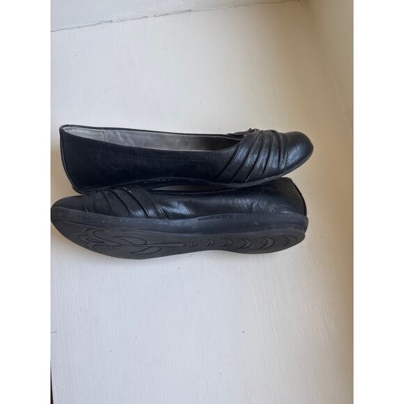 CLIFFS BY WHITE MOUNTAIN 8 Women's Hilt Comfort Flats - Picture 5 of 5